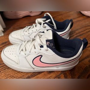 nike air force 1 6.5 Youth (women’s 8)